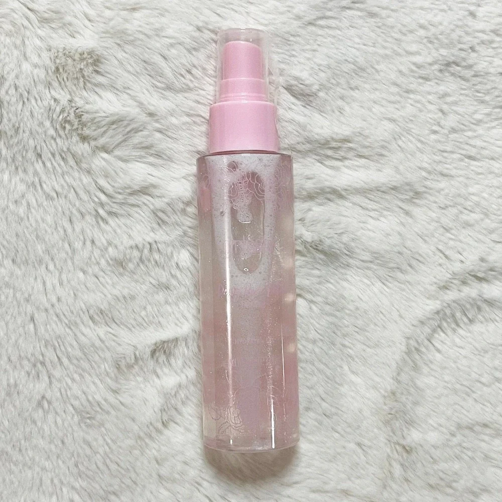 Girlactik Dewy Rose Petal Face Mist